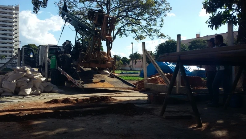poço de água em marília